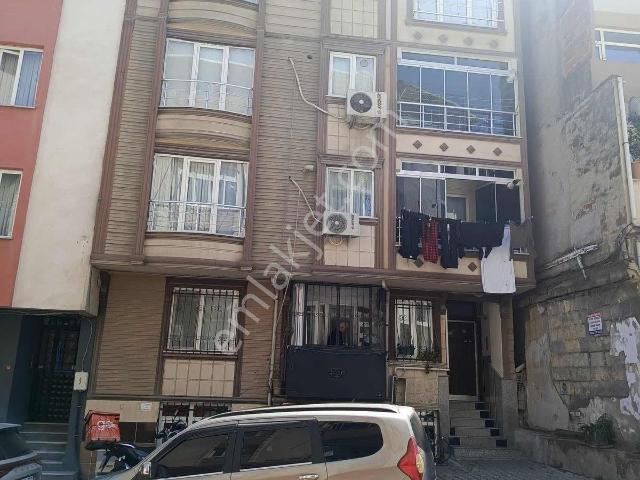 Berat Emlak'tan Fırsat Krediye Uygun Bahçe Katı 2+1