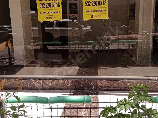 BERAT'TAN ALTINKUMDA MERKEZİ KONUMDA TEMİZ DÜKKAN