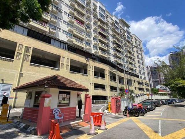Berbaloi 1162sqf 4Bedroom KLCC view Madu Mas Apartment Setapak KL