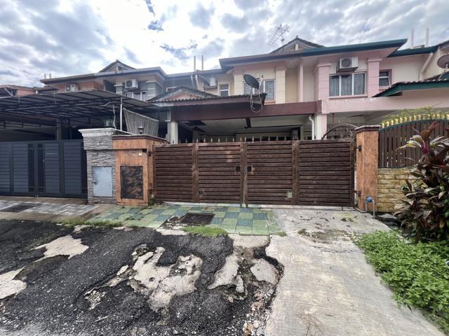 BERBALOI Teres 2 Tingkat Bandar Baru Bangi Seksyen 8