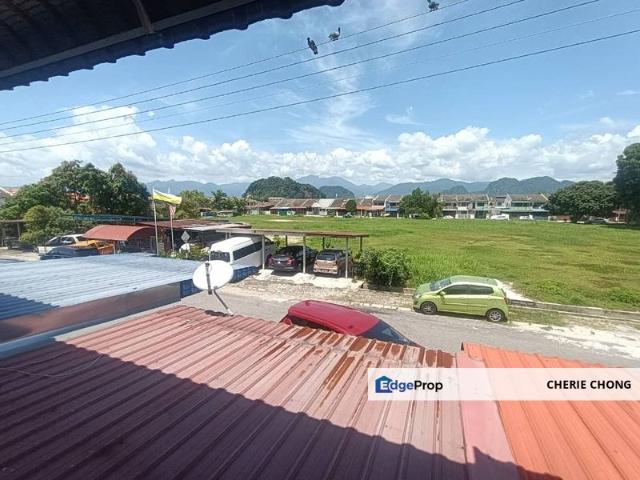 Bercham Double Storey Terrace for