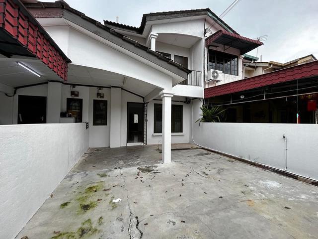 Bercham Pakatan Jaya Double Storey