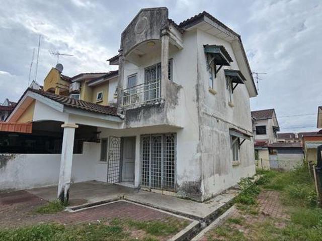 bercham pakatan jaya ipoh corner house super below market value
