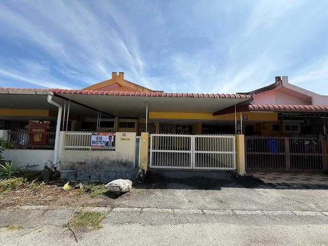 Bercham Selatan 24x75 Big size Single Storey Near Foodcourt