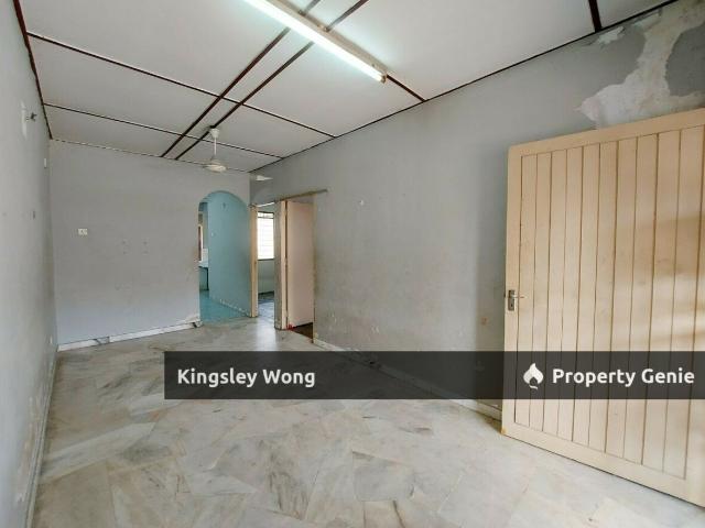 Bercham Taman Mewah Single Storey Terrace House Facing North Near Lotus Mall Shoplots