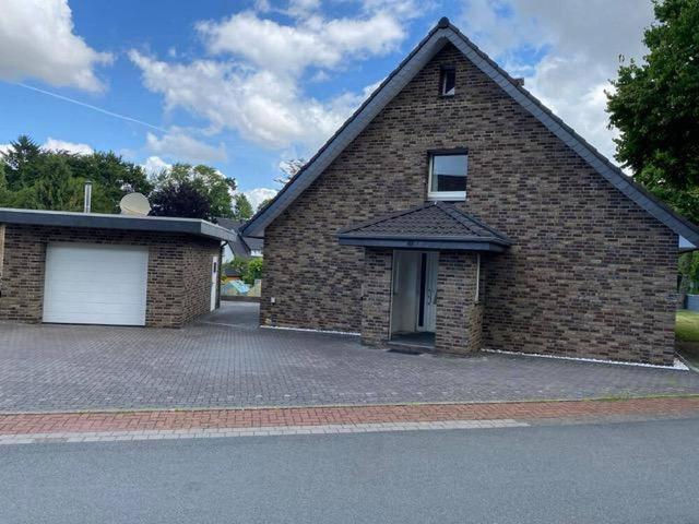 Bereits erfolgte Kernsanierung Freistehendes EFH mit Garage in Löhne Gohfeld