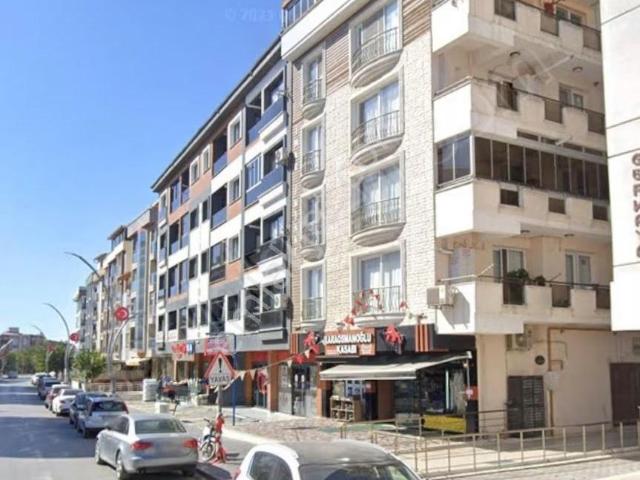 Bergama Merkezde Ara Kat 3+1 Daire
