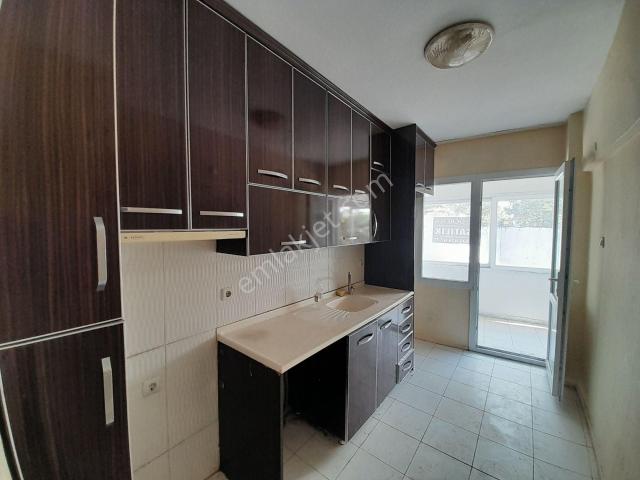 Bergama Merkezde Turabey Mh Yüksek Giriş 3+1 Satılık Daire