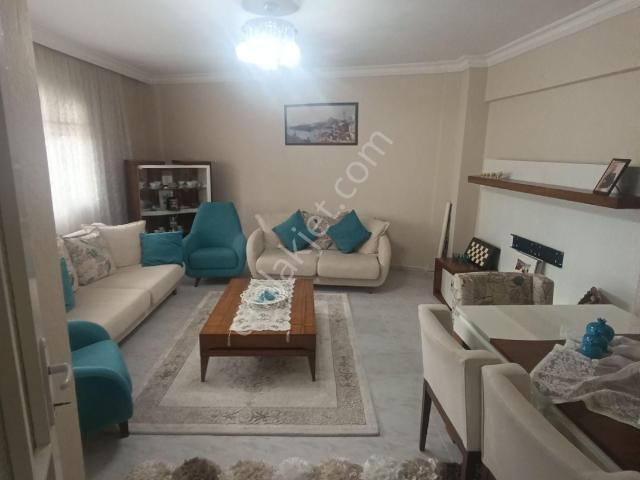 Acil Satılık Bergama Nın Merkezinde 160 M2 3+1 Daire