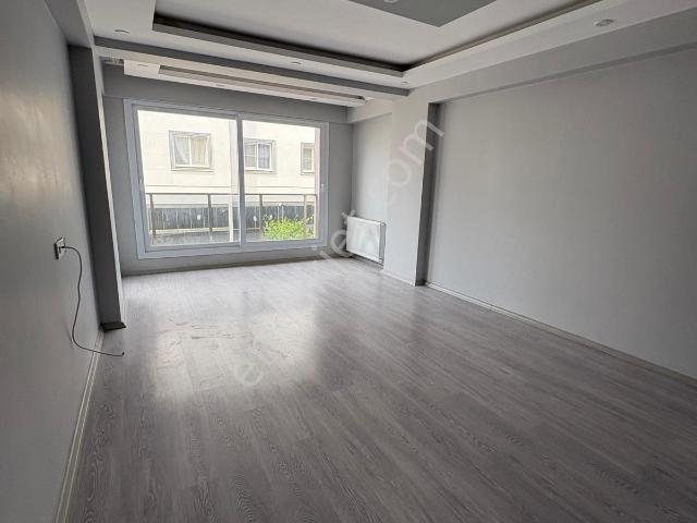 Bergama Atatürk Mahallesi'nde 3+1 Kiralık Daire