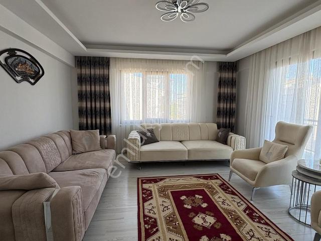 Bergama Faih Mah.dumlupınar Caddesi Geniş 2+1 Fırsat Daire