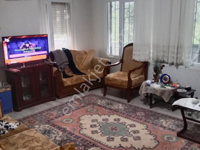 Ç. Bergama Fatih Mah. Satılık 3+1 Zemin Kat Daire