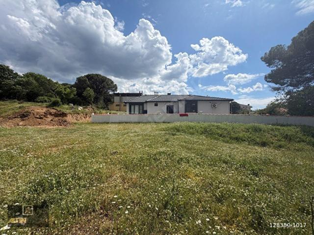BERGAMA YUKARIBEYDE SATILIK 373M2 VİLLA İMARLI ARSA
