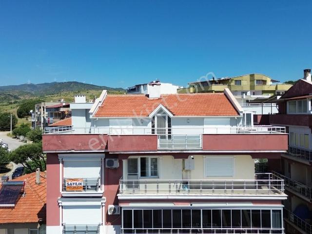 Bergama Zafer Mahallesinde Şehir Manzaralı Satılık 4+1 Dubleks