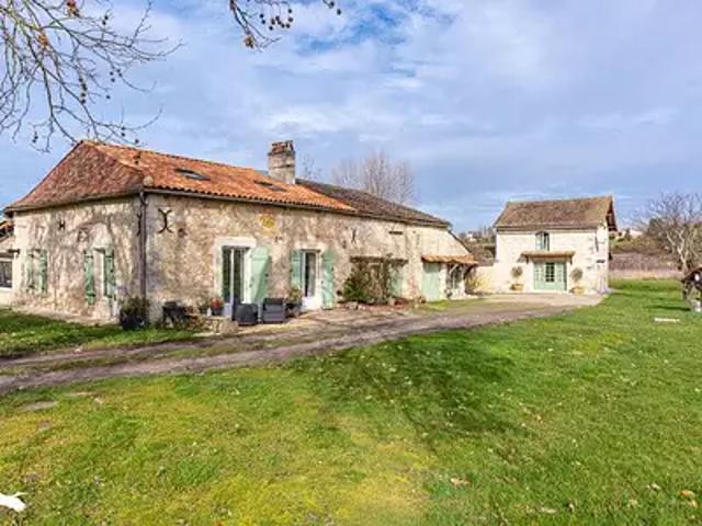 Bergerac 24100 Achat / Vente maison 10 pièces t10 au dernier étage parking