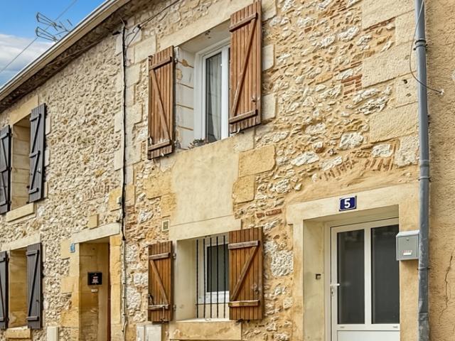 Bergerac LA MADELEINE Maison à vendre de caractère rénovée 70 m² pompe à chaleur 3 pièces BERGERAC 24