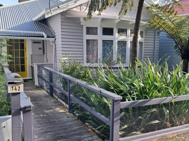 berhampore, 2 bedrooms