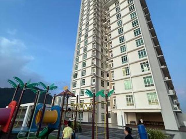 Berjaya Condominium Townheart Kampung Baru Slash Value Sales 1429sqft