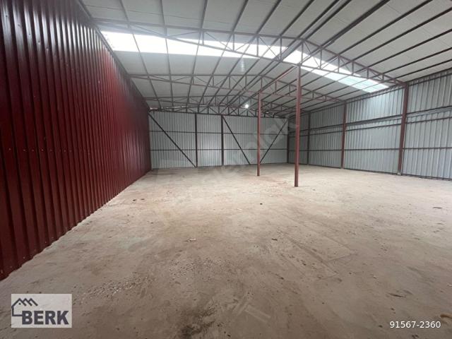 Berk Emlak'tan Cadde Üzerinde 300 m2 Kiralık Depo