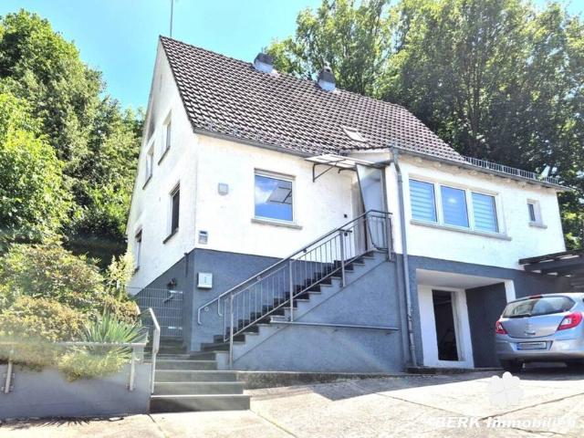 BERK Immobilien bezugsfertiges Siedlungshaus mit Charme und Naturnähe in Mömbris Dörnsteinbach