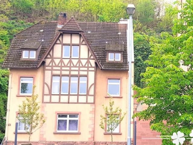 BERK Immobilien ein charmantes Mehrfamilienhaus mit 3 abgeschlossenen Wohnungen in Miltenberg