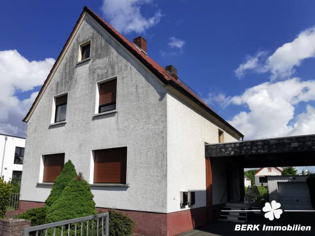 BERK Immobilien Siedlungshaus mit Anbau und großem Garten in Hainburg zu verkaufen