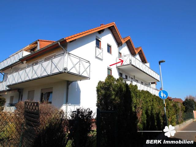 BERK Immobilien Toll geschnittene 2 Zimmer ETW mit großem Balkon in ruhiger Lage von Seligenstadt OT