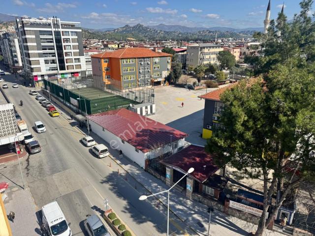 Berkay Emlaktan Çarşı Merkezde Kiralık Daire