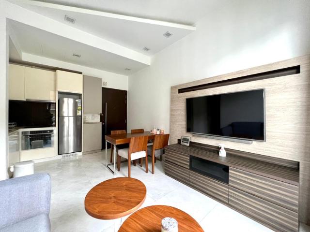 Berkeley Residences Apartment For Sale, $1,580,000, 3 Bed 2 Bath 764 sqft $2,068.00 psf