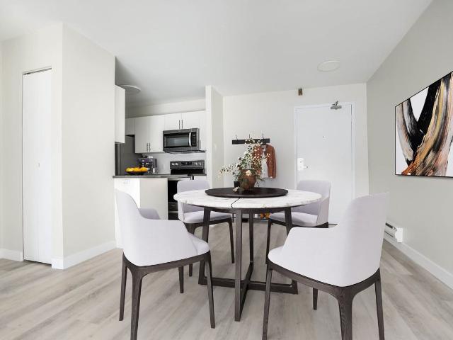 Berkley Court 1 Bedroom Apartment for Rent at 6105 Roblin Blvd, Winnipeg, MB R3R 0H5