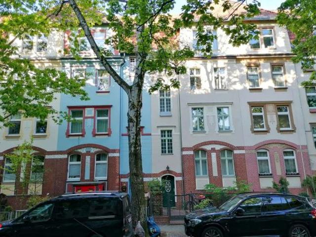 Berlin Reinickendorf – Altbau MFH mit 4 WE & Ausbaupotenzial