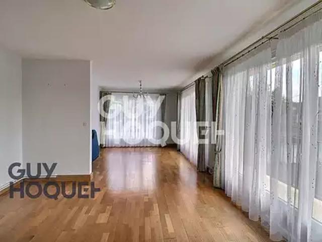 Bernay 27300 Location appartement 3 pièces t3 au dernier étage cave