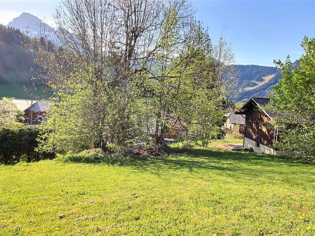 Bernex ? Rare à la vente: terrain 360 m2 ensoleillé avec vue panoramique sur les montagnes