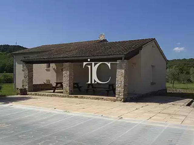 Berrias et Casteljau 07460 Achat / Vente maison 5 pièces t5 piscine