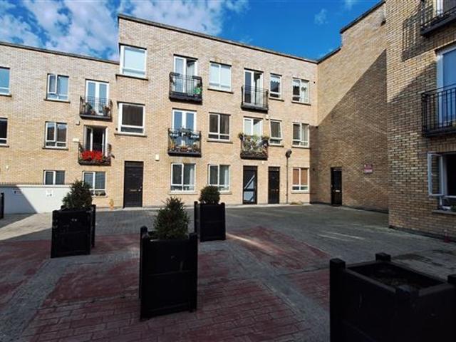Berrysclose, Inchicore, Dublin 8