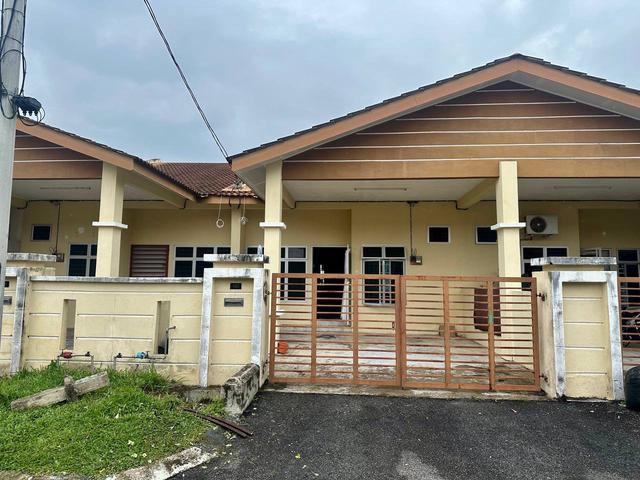 Bersebelahan UITM Taman Wallagonia teres setingkat tapah