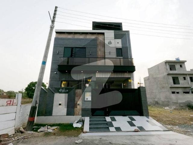 Best Options For House Is Available For sale In Central Park Block C