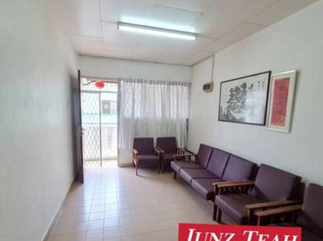BEST BUY Taman Lip Sin Block 6 750sqft Near Sunshine Lip Sin