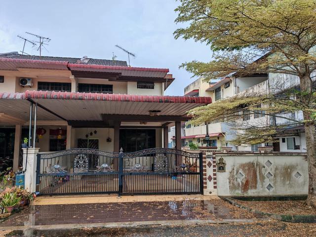 BEST BUY Terrace Corner Taman Kijang Indah Renovated Near Alma
