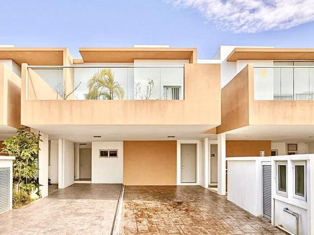 Best Buy Upper Townhouse Casa Bluebell Casa Green Cybersouth Dengkil