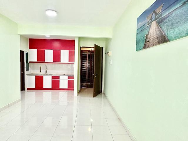 Best Buy Koi Kinrara Suite in Twin Residences Puchong Selangor