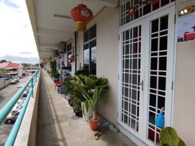 Best Buy Low Floor3 Bedrooms Pangsapuri Melur Butterworth