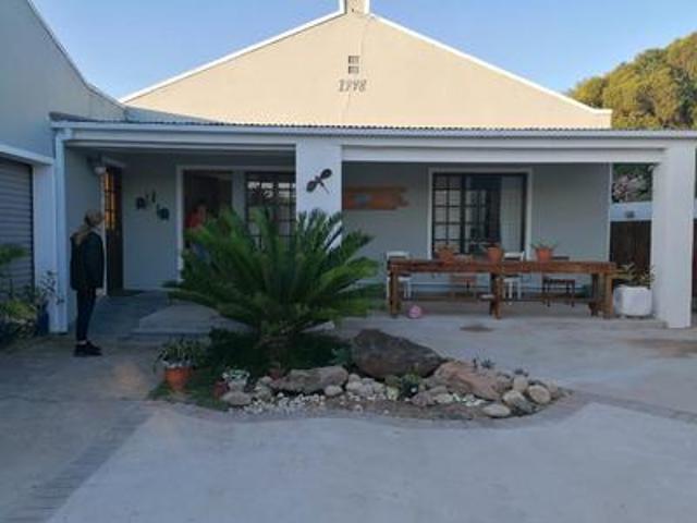 best buy of the year! guest house on.