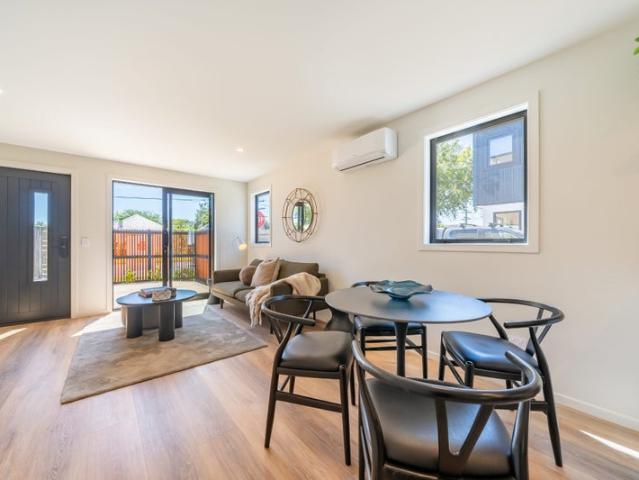 Best buying in central Hutt Valley one left!