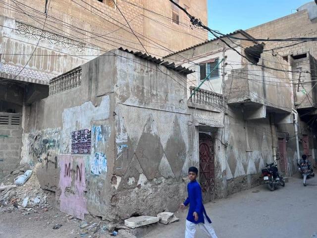 Best corner plot commercial Karachi Manzoor Colony ID 93009