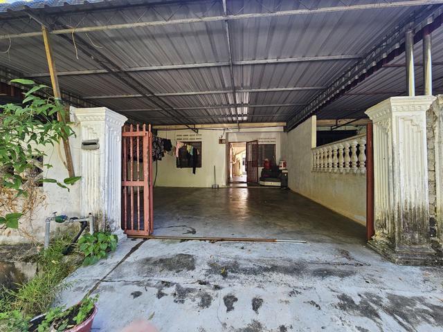 Best Deal Open Facing Taman Desa Aman