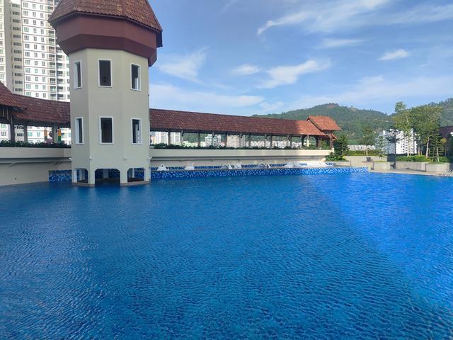 Best Deal Lucerne Residences DUAL KEY with 3 Car Parks