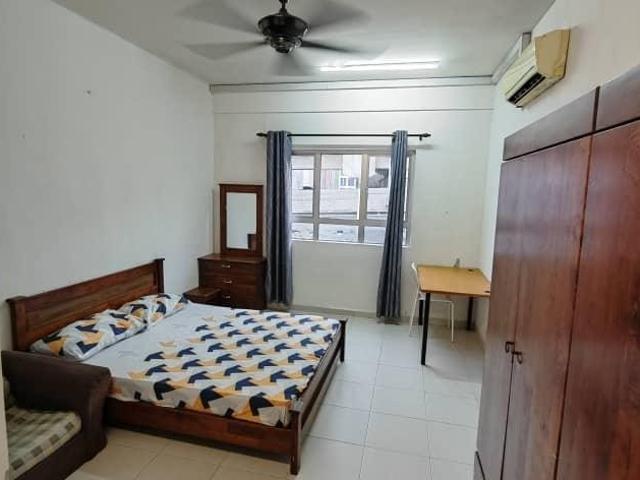 [Best Deal] Master Room at Suria Jelatek Residence, Ampang Hilir near to LRT Jelatek KLCC Seri Maya Ampang Park
