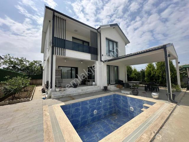 Best Everdan Kurşunluda Müstakil Havuzlu 5+1 Satılık Lüks Villa