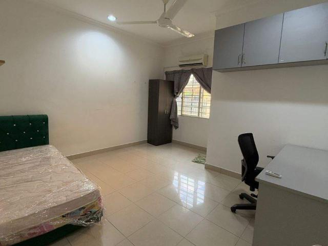 Best Hygiene house at Sri PetalingInclude Water & Eletricity&Wifi